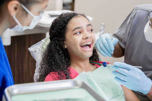 Best Emergency Tooth Extraction in Evanston, IL