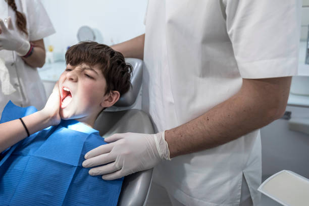 Best Emergency Broken Tooth Repair in Evanston, IL